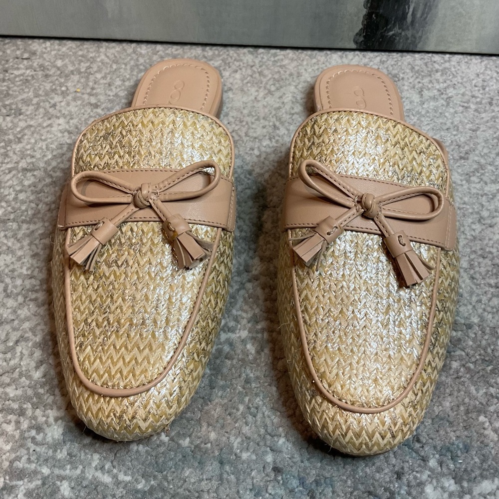 Coach Stassi Raffia Tassel Loafer Slides - Metallic Straw - Size 7N (BLEMISHES) - Picture 2 of 16